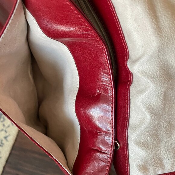 Viceroy Red Crossbody Bag – Stunning & Functional - Picture 4 of 4